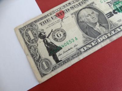 Banksy, billet de Dismaland , graffiti original 2