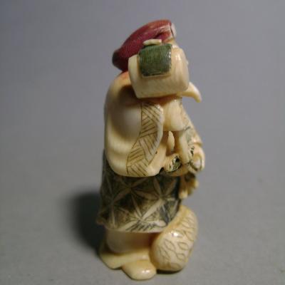 Netsuke en ivoire, Daikoku et son maillet, Japon, fin Taisho (1912-1928) 2