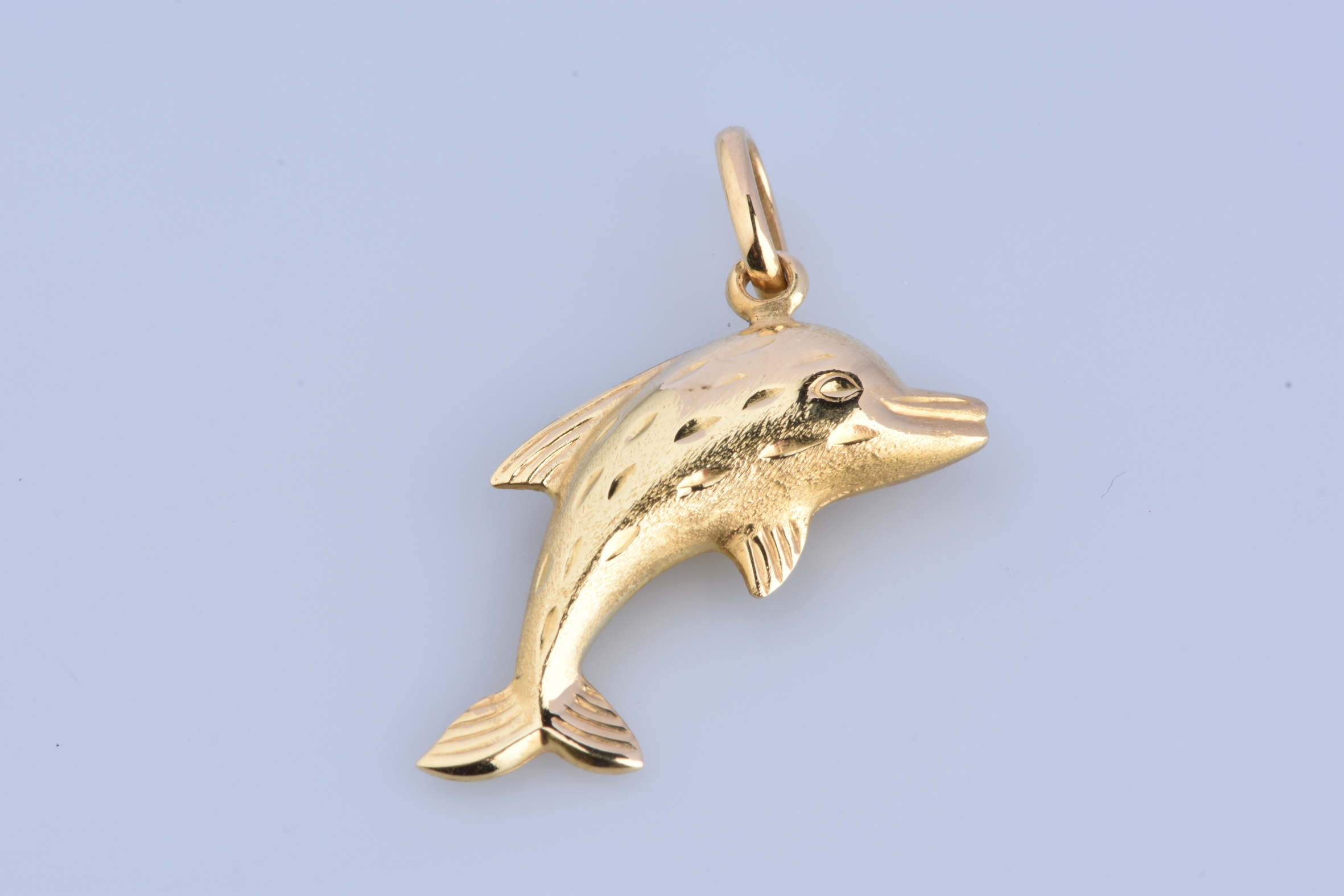 Pendentif Dauphin Avec Cristal - Plaqué Or 18 Carats 750/1000, Bijou Enfant Neuf Avec étiquettes