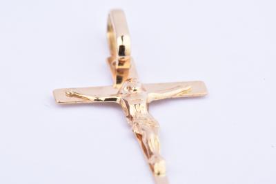 Pendentif Croix Du Christ En Or 18 Carats 750 Milliemes Jewellery Watches Plazzart Pendentif Croix Du Christ En Or 18 Carats 750 Milliemes Jewellery Watches Plazzart