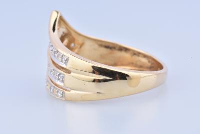 Bague en or jaune 18 carats ornée de 21 diamants ronds brillants 2