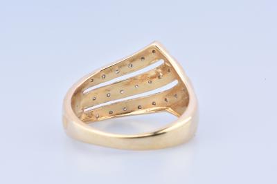 Bague en or jaune 18 carats ornée de 21 diamants ronds brillants 2
