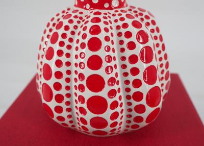 Yayoi KUSAMA (d’après) : Dots Obsession (Pumpkin red) - Sculpture signée 2