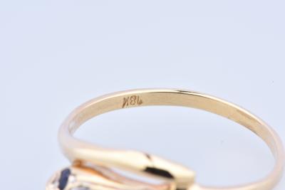 Belle bague serpent en or jaune 18 carat (750 millième) ornée de 6 oxydes de Zirconium 2