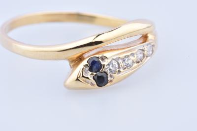 Belle bague serpent en or jaune 18 carat (750 millième) ornée de 6 oxydes de Zirconium 2