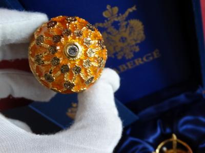 Fabergé, Oeuf Imperial au carrosse du couronnement - Fabergé - Certificat d’authenticité, numéroté, plaqué or 24 k 2