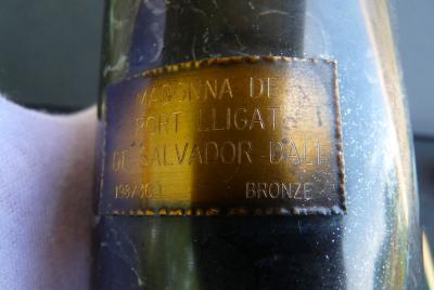 Salvador DALI - La Madone de Port Lligat,  Sculpture en bronze signée 2
