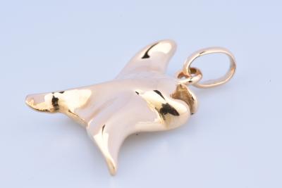 Précieux pendentif raie des mer en or 18 carat (750 millièmes) 2