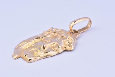 Pendentif en or 18 carats tête de Jésus Christ 2