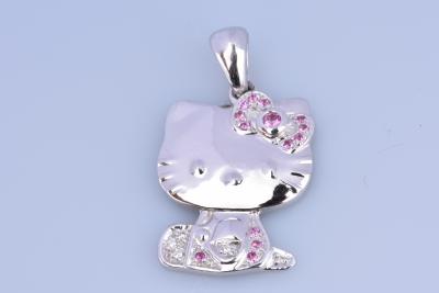 Pendentif Hello Kitty orné de diamants et de rubis 2