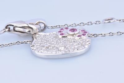 Collier ajustable  Hello Kitty en or blanc orné diamants et de rubis 2