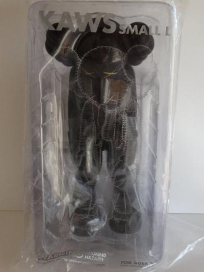 KAWS - Petit Mensonge (Noir) 2