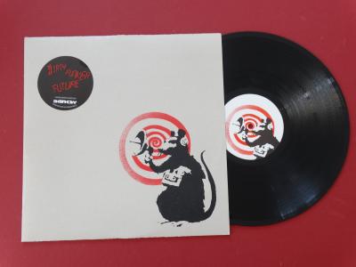 Banksy x Dirty Funker  - Futur (Gris), 2008, Vinyle 2