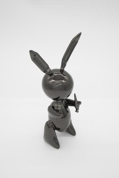 Jeff Koons (d’après) - Black Rabbit - Alliage de zinc 2