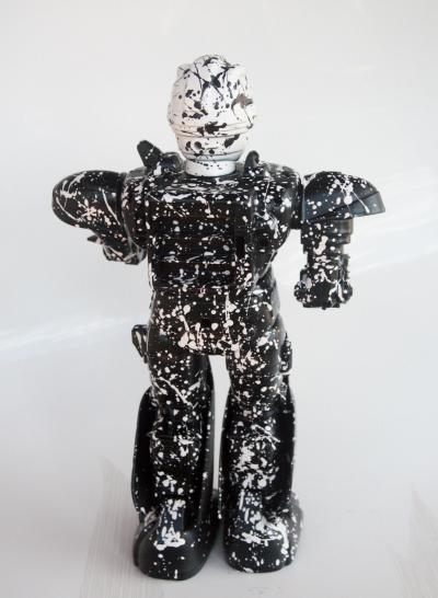 SPACO - Black & White - Sculpture 2