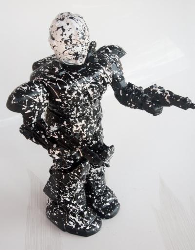 SPACO - Black & White - Sculpture 2