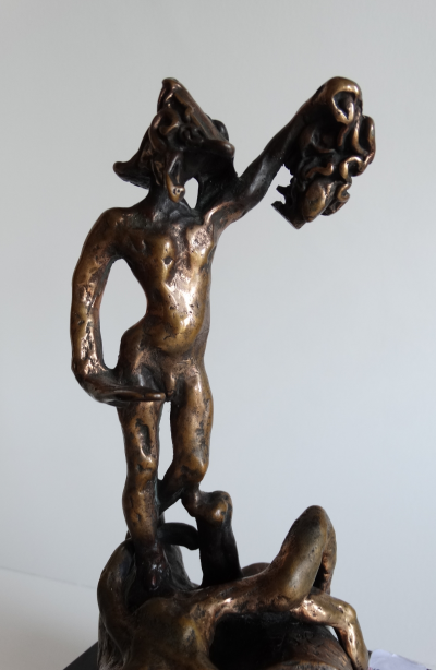 Salvador Dalí - Perseus avec la tête de Méduse 2