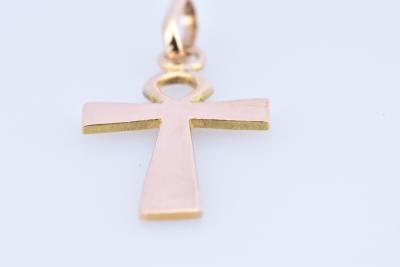 Pendentif Croix en or jaune 2