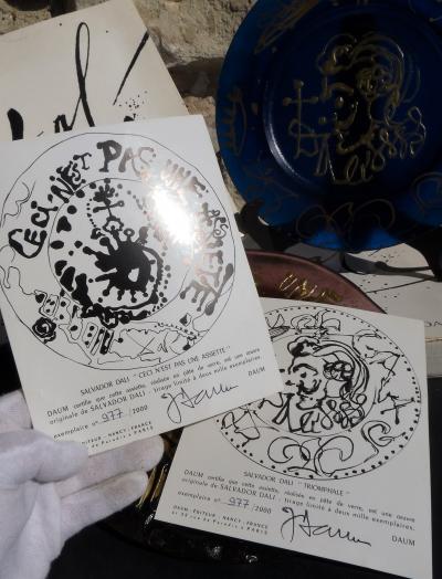 Salvador Dali - Assiettes Daum Pâte de Verre Finition Or Signées Numérotées Certificats 2