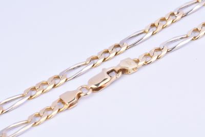 Collier homme en or bicolore Chaîne en maille figaro, fermoir mousqueton. 2