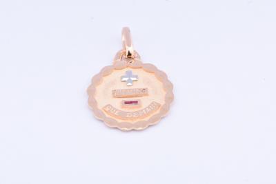 Médaille de la Maison AUGIS en or bicolore 18 carats  et rubis 2