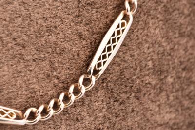 18 carat yellow gold necklace (750/1000) ancient mesh chain 2