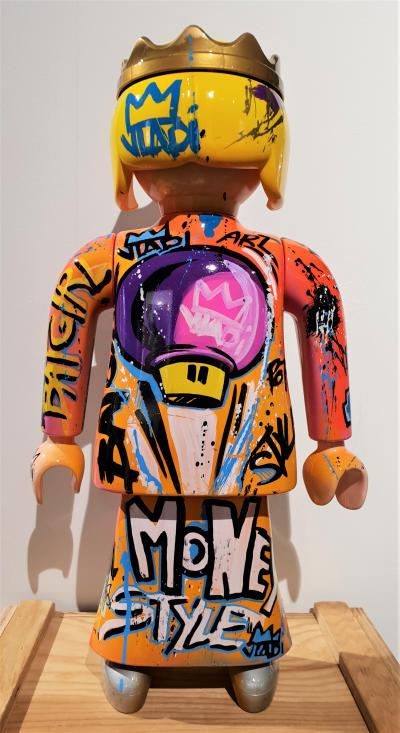 Vladi - Batgirl, 2018 - Sculpture 2