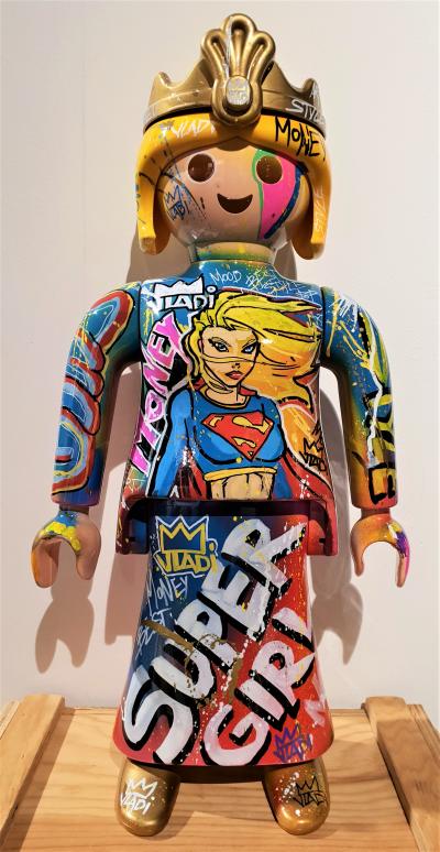 Vladi - Supergirl - Art Toy 2