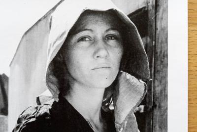 Dorothea Lange (1895 - 1965) 'Migrant Mother', 2
