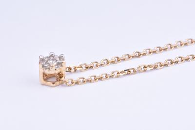 Collier femme en or jaune 18 carats  chaîne en maille forçat, orné de 7 diamants taille brillant 2