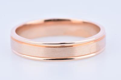 Bague alliance en or rose 18 carats 2