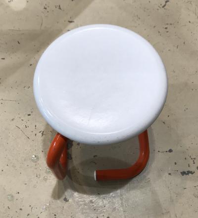 Travail des années 70 - Tabouret Snake 2