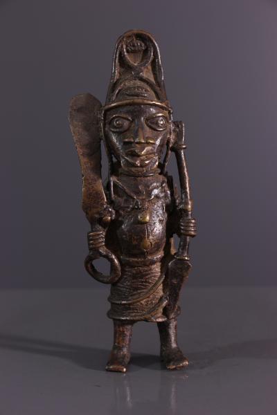 Bénin, Statuette de dignitaire guerrier bénin 2