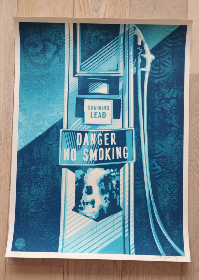 Shepard Fairey (Obey Giant) - Danger No Smoking 2016 2