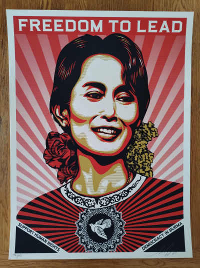 Shepard FAIREY (Obey) - Freedom to Lead (Aung San Suu Kyi)  - Sérigraphie signée au crayon 2