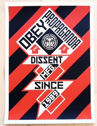 Shepard FAIREY (Obey) - Constructivist Banner Black - Sérigraphie signée au crayon 2
