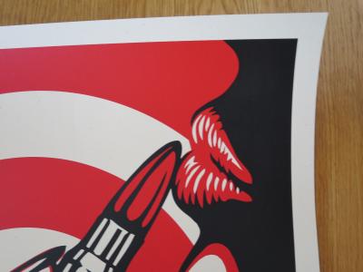 Shepard FAIREY (Obey) - Kiss Me Deadly, 2007 - Sérigraphie signée au crayon 2