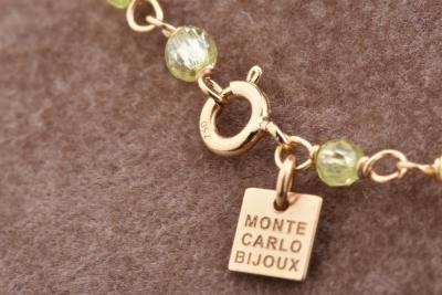 Collier en or jaune ornée de perles jaunes 2