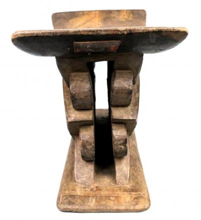 Ghana, Ashanti, Tabouret à motifs géométriques 2