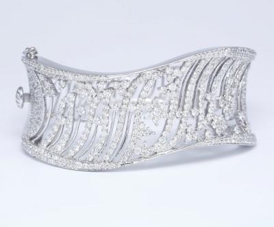 Bracelet de créateur avec diamants en or blanc: certifié IGI 14 K / 585 2