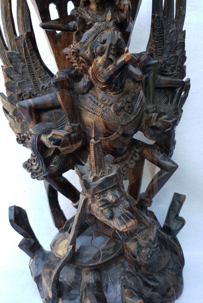 Indonésie -  Paire de Sculptures en bois, 