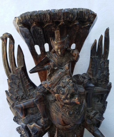Indonésie -  Paire de Sculptures en bois, 