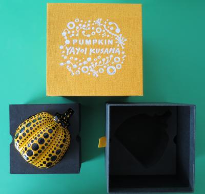 Yayoi KUSAMA (d’après) - Dots Obsession (Pumpkin yellow) - Sculpture 2