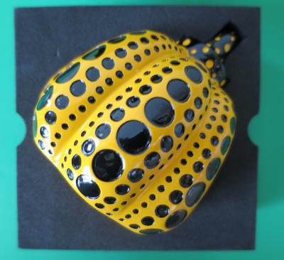 Yayoi KUSAMA (d’après) - Dots Obsession (Pumpkin yellow) - Sculpture 2
