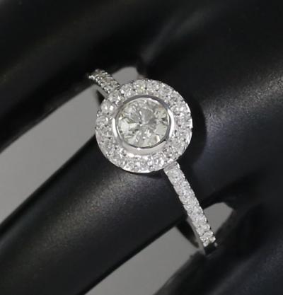 White Gold Solitaire Diamond Ring 2