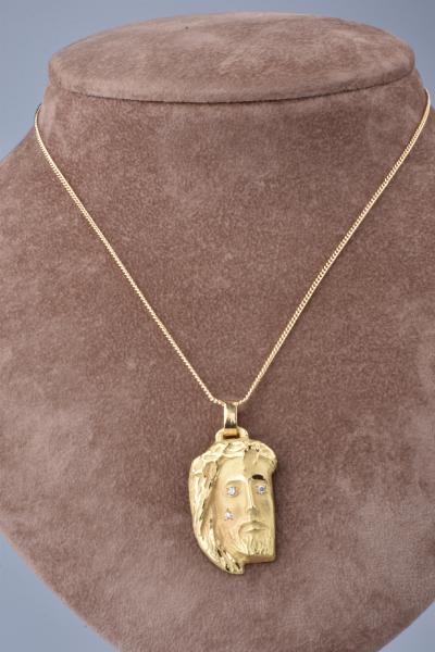 Oxides pendant face of Jesus Christ in 18k yellow gold 2