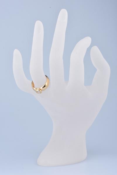 Bague solitaire diamant en or jaune 18 carats 2