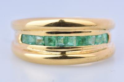 Bague Rivière d’émeraude en or jaune 2