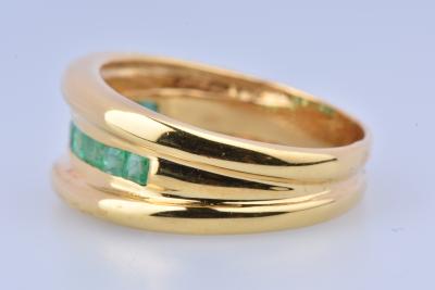 Bague Rivière d’émeraude en or jaune 2