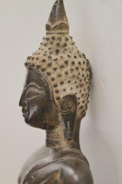 Laos, 16eme siècle, Bouddha assis en bronze 2